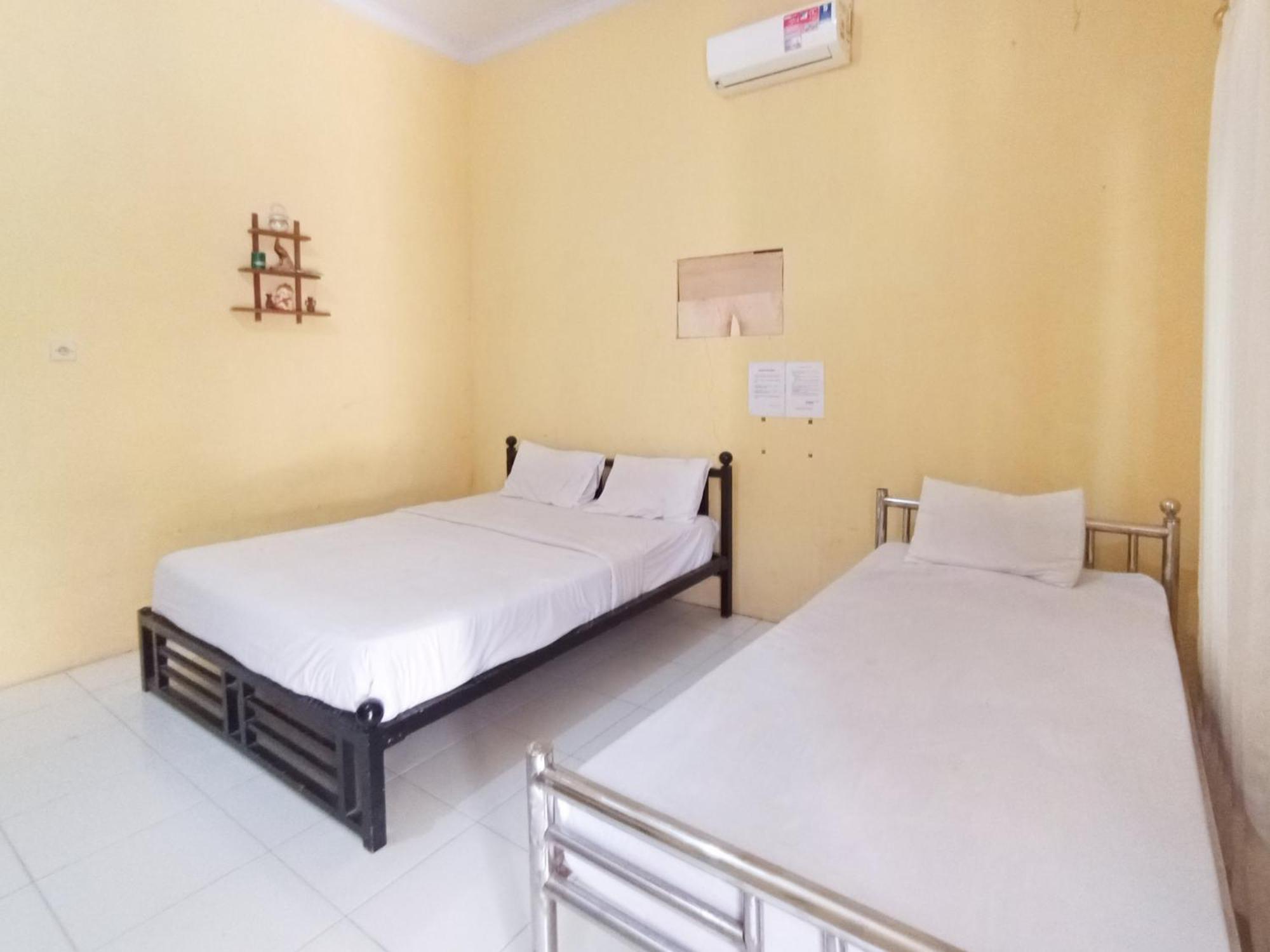 Reddoorz At El Shaday Homestay Banyuwangi Banyuwangi  Dış mekan fotoğraf