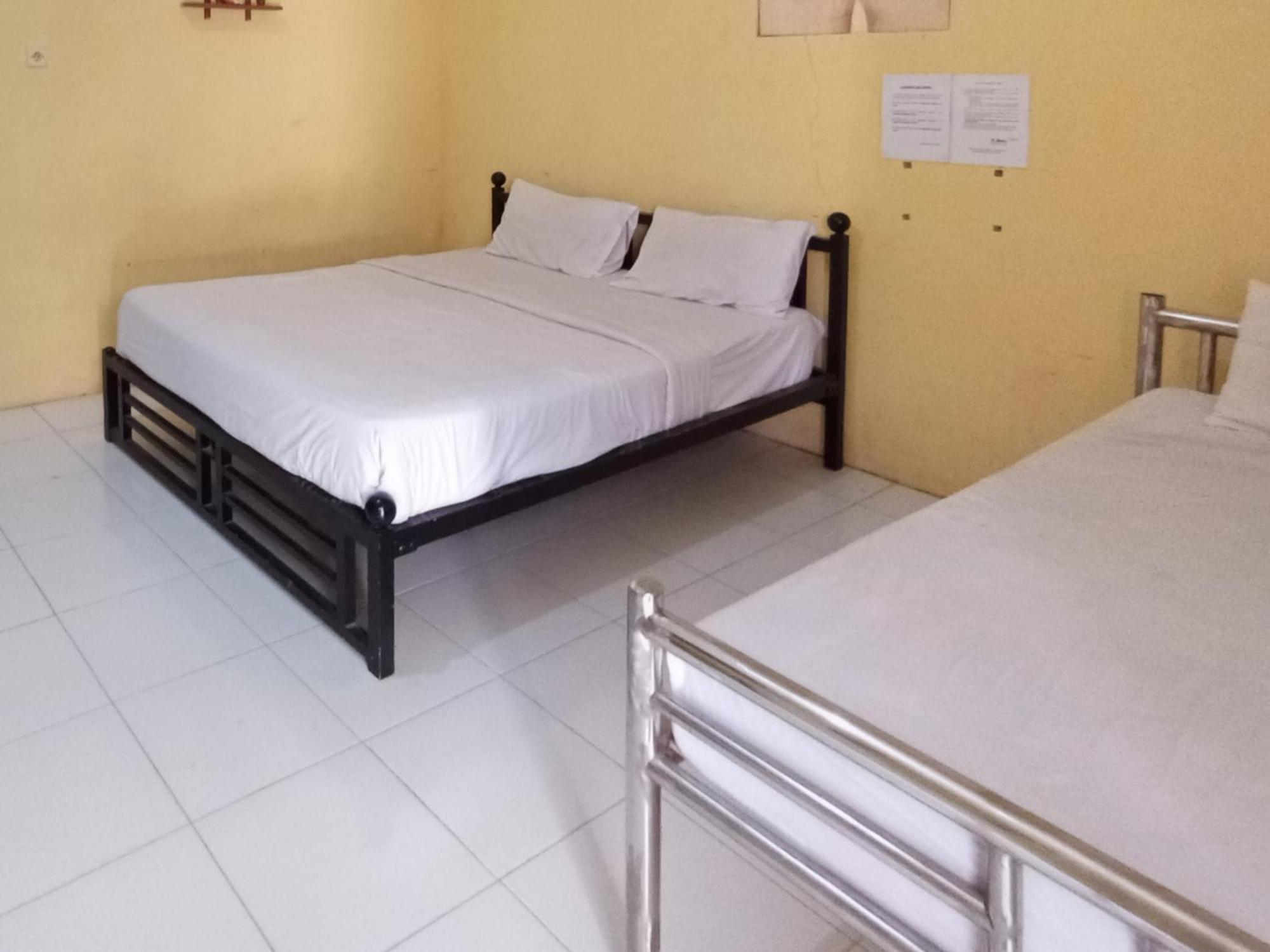 Reddoorz At El Shaday Homestay Banyuwangi Banyuwangi  Dış mekan fotoğraf