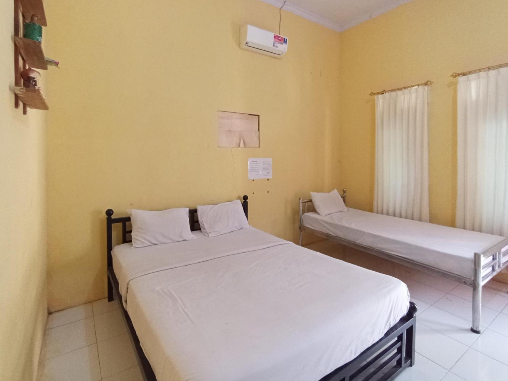 Reddoorz At El Shaday Homestay Banyuwangi Banyuwangi  Dış mekan fotoğraf