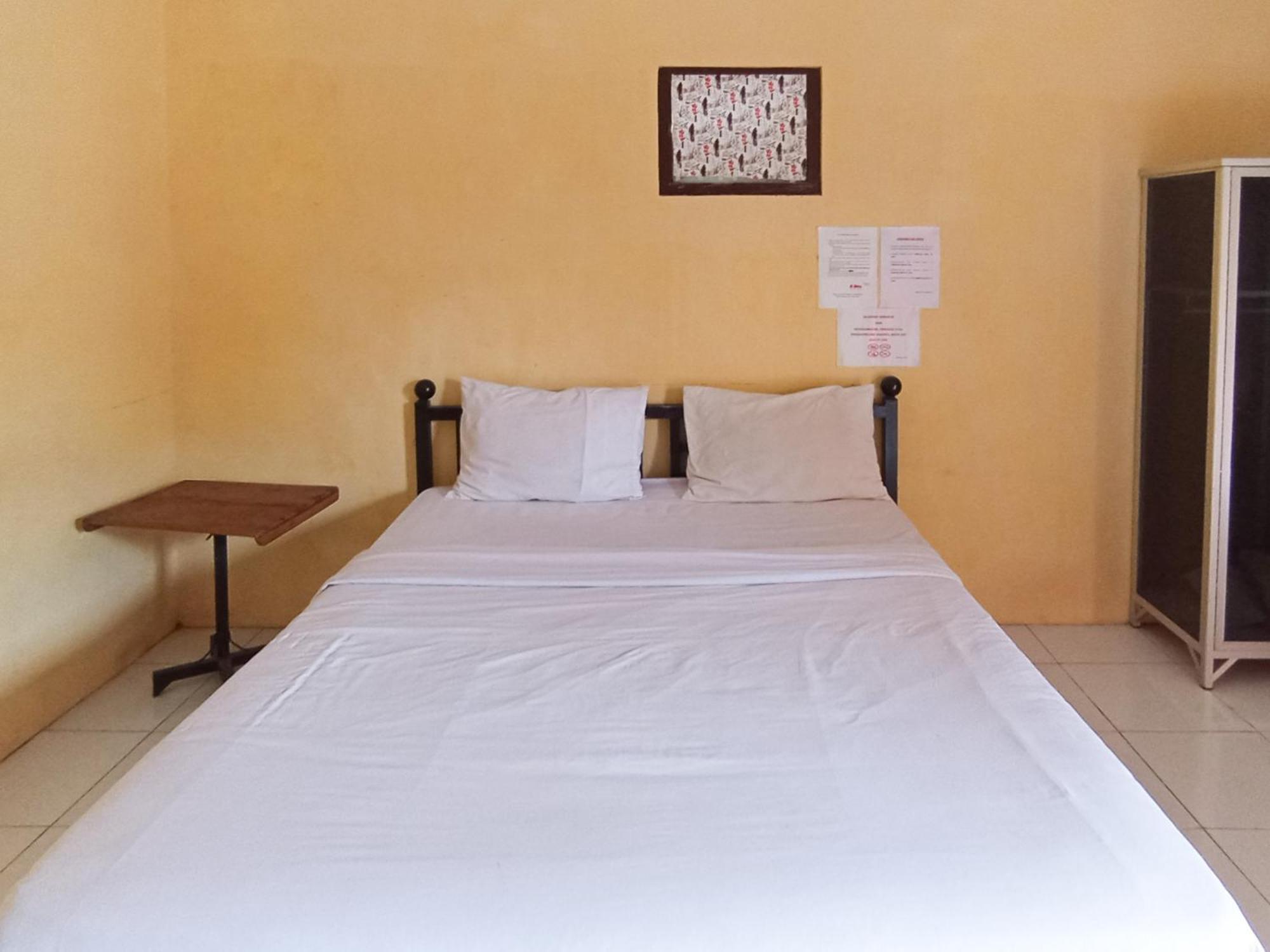 Reddoorz At El Shaday Homestay Banyuwangi Banyuwangi  Dış mekan fotoğraf
