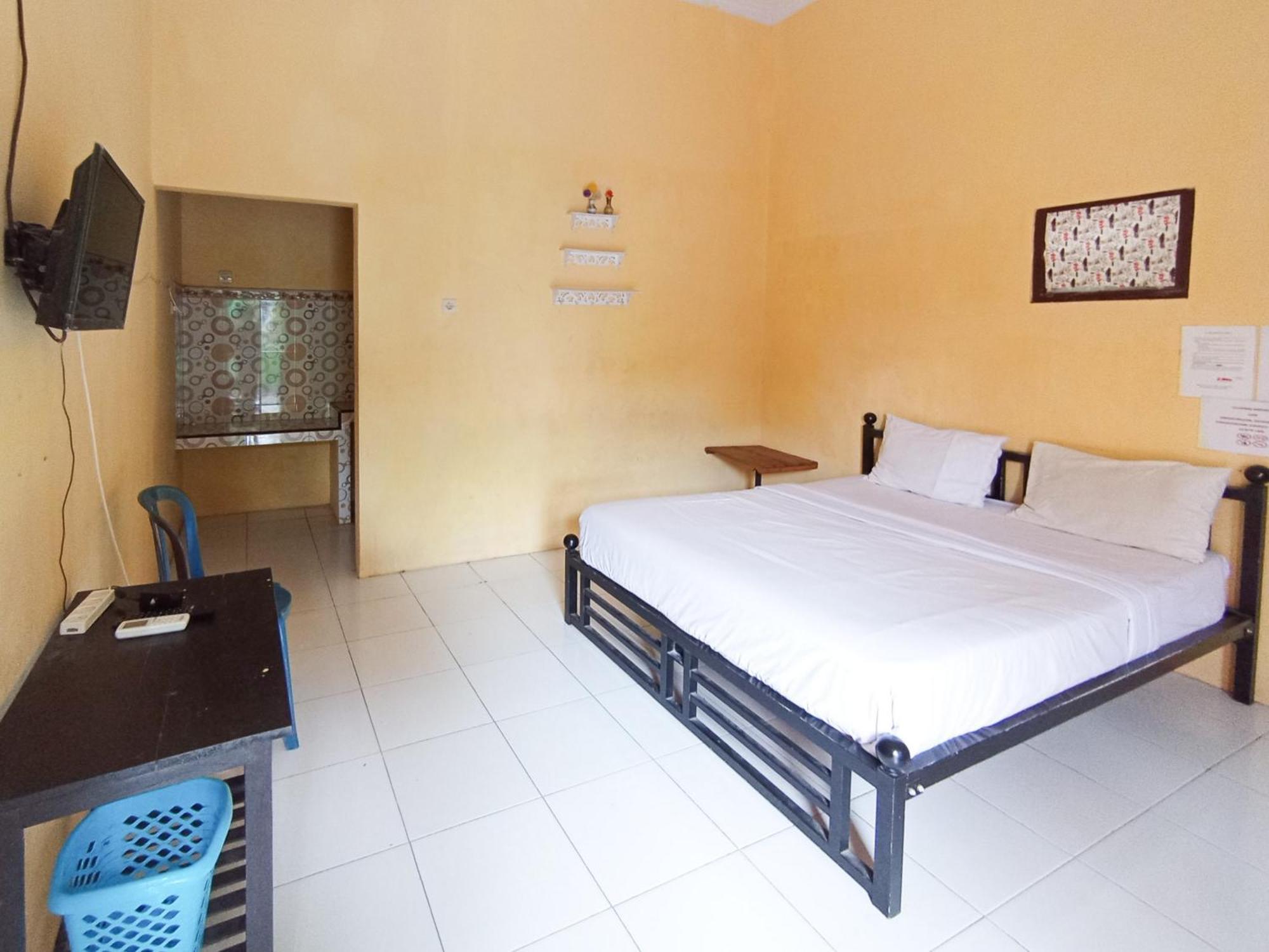 Reddoorz At El Shaday Homestay Banyuwangi Banyuwangi  Dış mekan fotoğraf