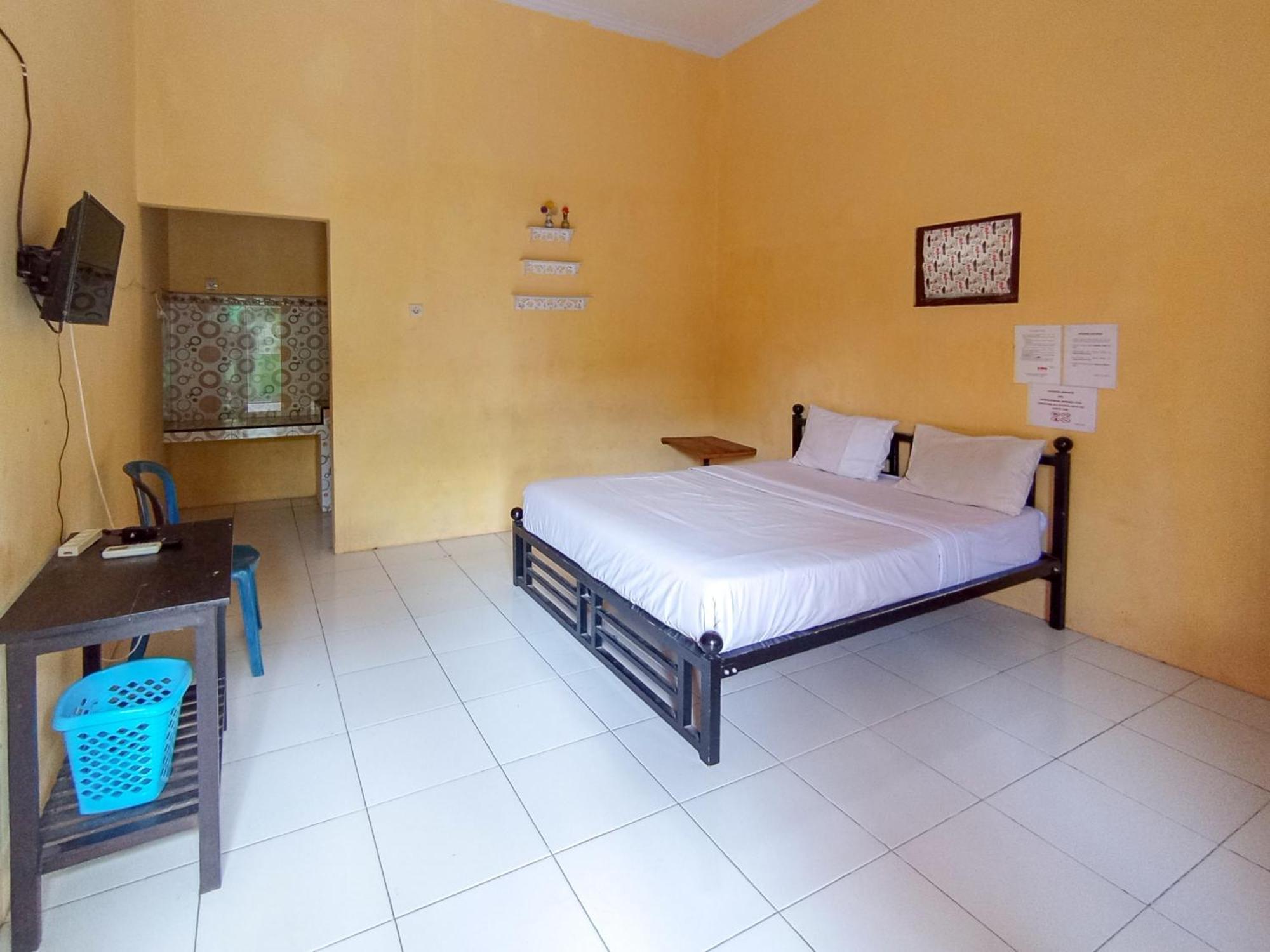 Reddoorz At El Shaday Homestay Banyuwangi Banyuwangi  Dış mekan fotoğraf